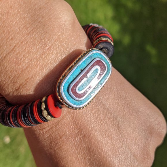 Gorgerous African Bead Bracelet - Picture 2 of 7